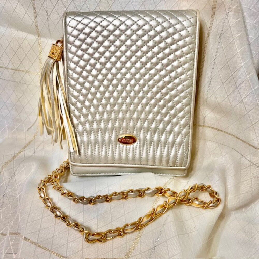 KOSCHI Vintage Silver & Gold Quilted Cocktail Purse